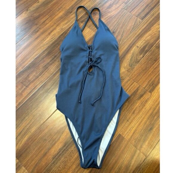 Cupshe Blue Ribbed One Piece Strappy Back Bathing Suit NWT - Picture 1 of 4